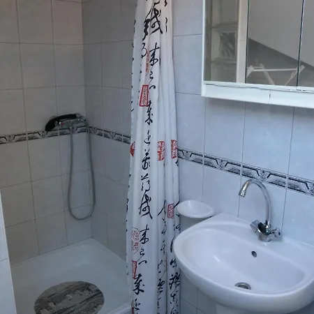 6 Apartamento *